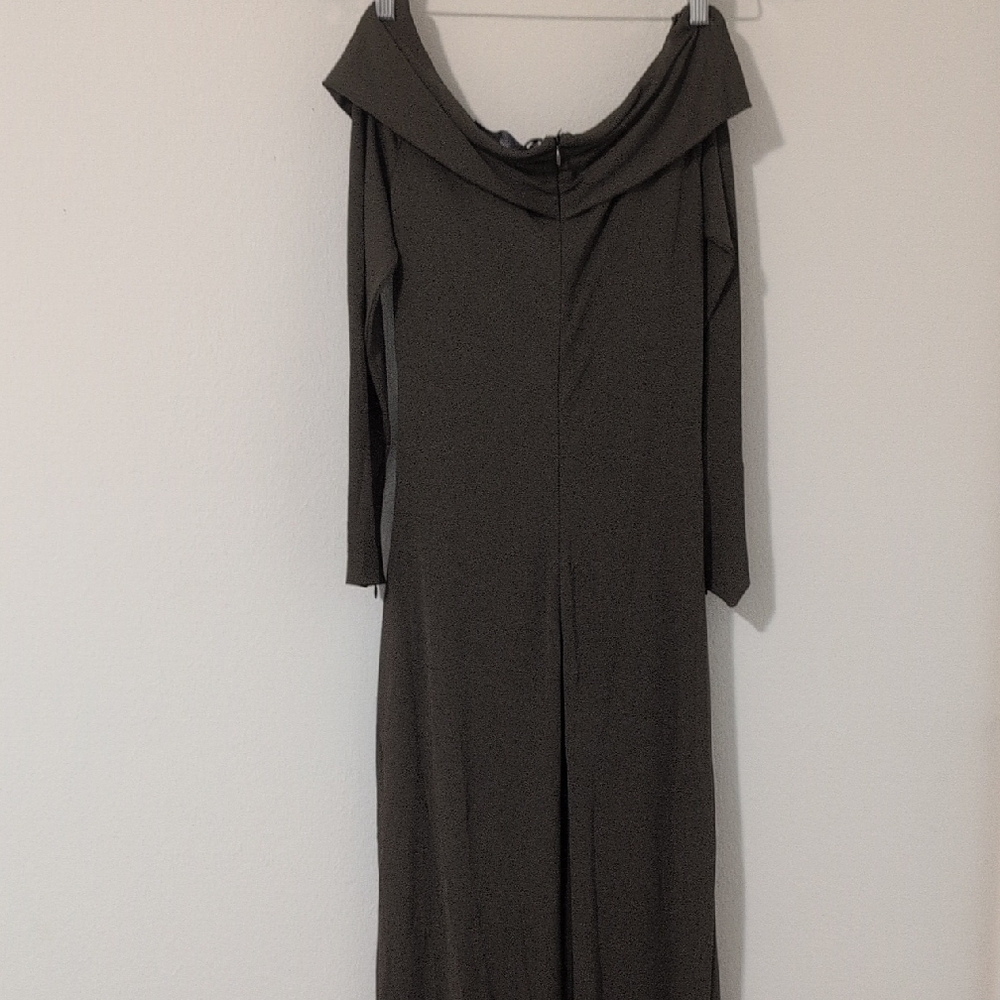 Aletta Jersey Evening Dress. Ralph Lauren Collection. - Picture 3 of 11